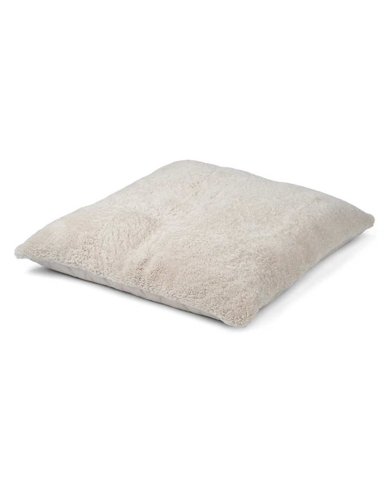Double-Sided Shortwool Sheepskin Cushion Dog Bed in Pearl (35" x 35") HOME NATURES COLLECTION   