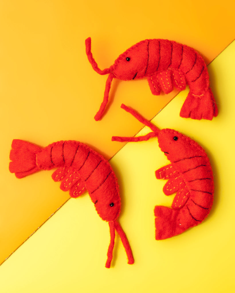 Wool Shrimp Cat Toy CAT WARE OF THE DOG   