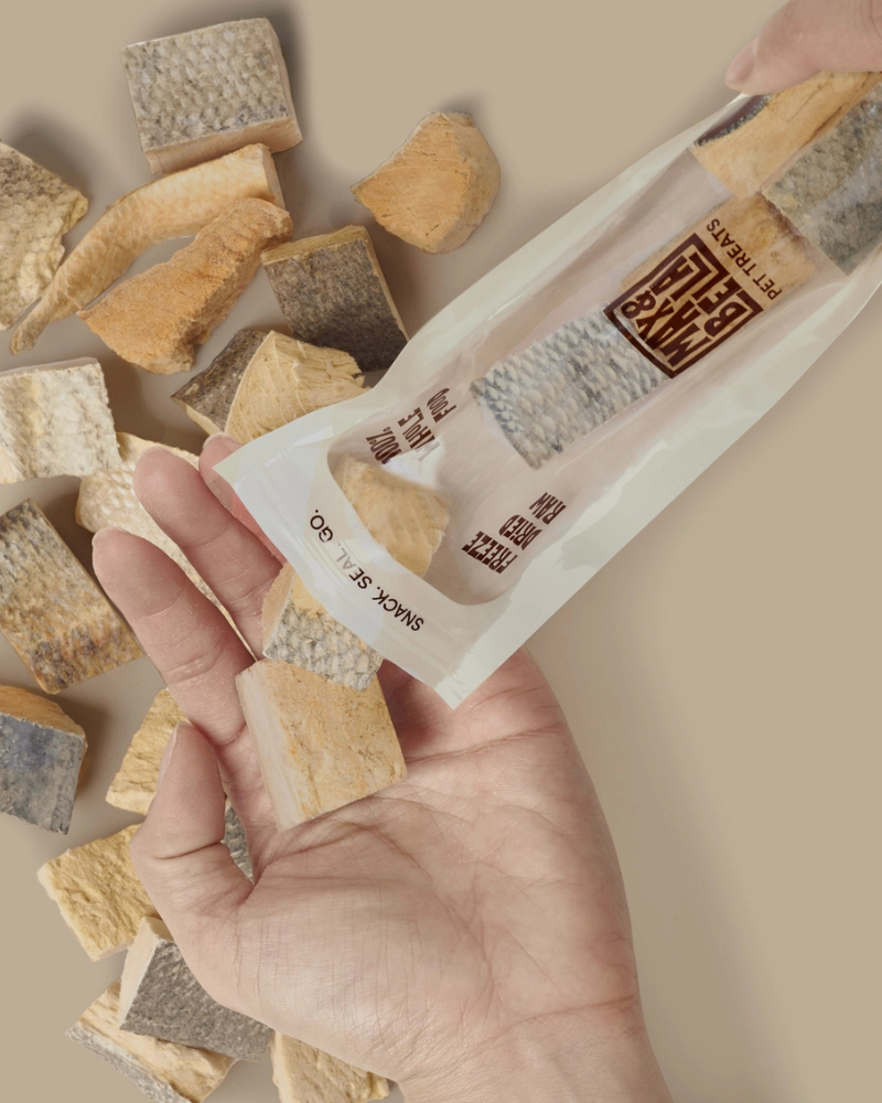 Freeze-Dried Salmon On-the-Go Dog Treat Pack Eat MAX & BELLA