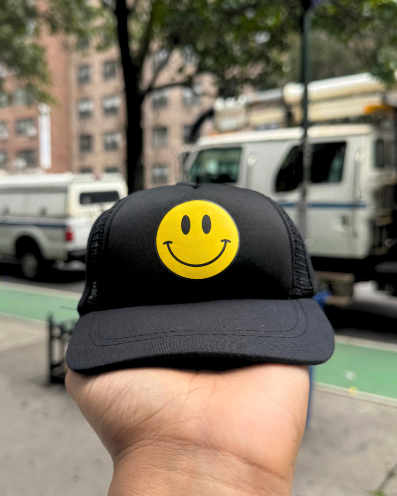 Smiley Face Pet Trucker Hat Wear PUPLID