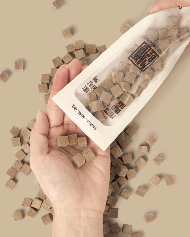 Freeze-Dried Beef Liver On-the-Go Dog Treat Pack Eat MAX & BELLA