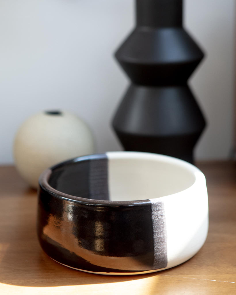 Otto Pet Bowl in Noir & Blanc (Made in the USA) (FINAL SALE) HOME STYLE UNION HOME   