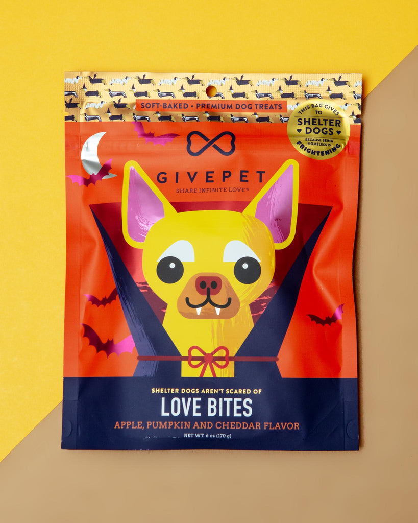 Love Bites Pumpkin & Cheddar Soft Dog Treats (Made in the USA) Eat GIVEPET   