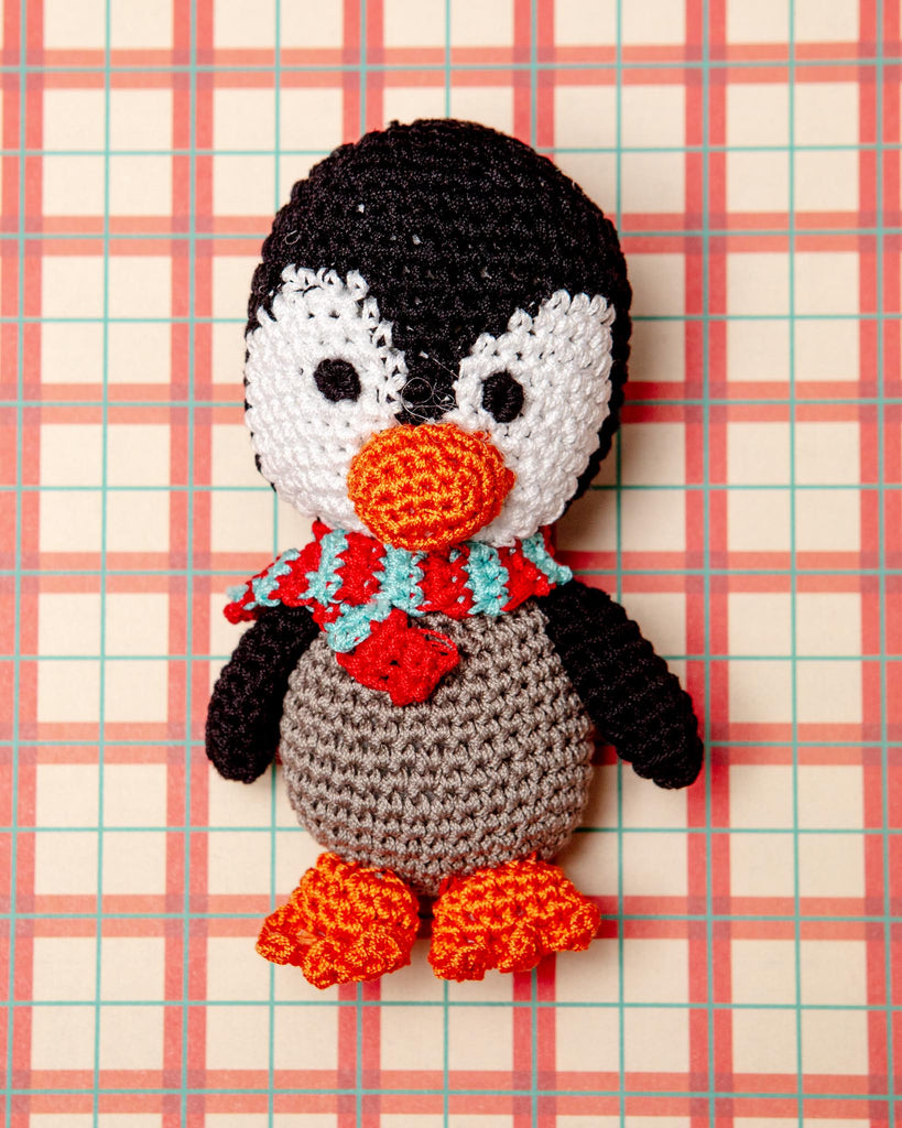 Chilly Willy The Penguin Organic Knit Dog Toy Play KNIT KNACKS   