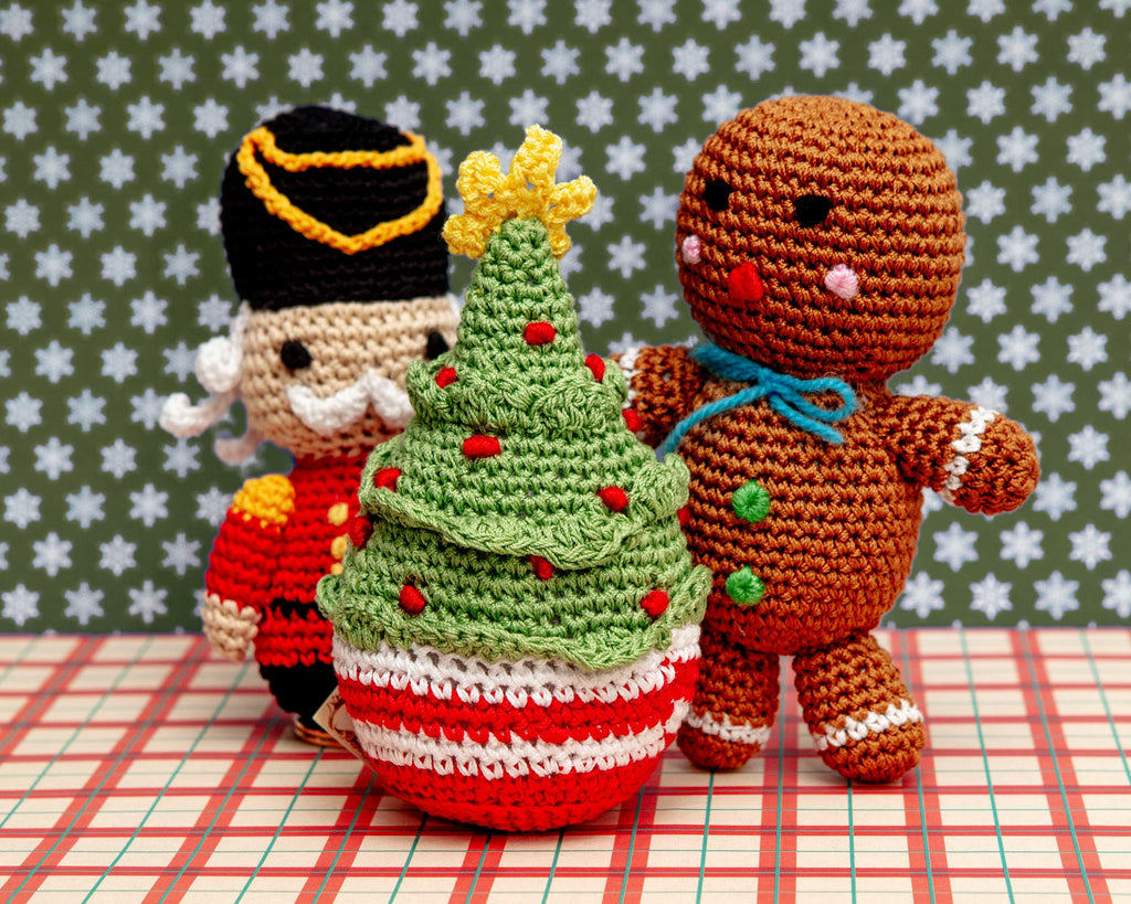 Gingerbread Man Organic Knit Dog Toy Play KNIT KNACKS   