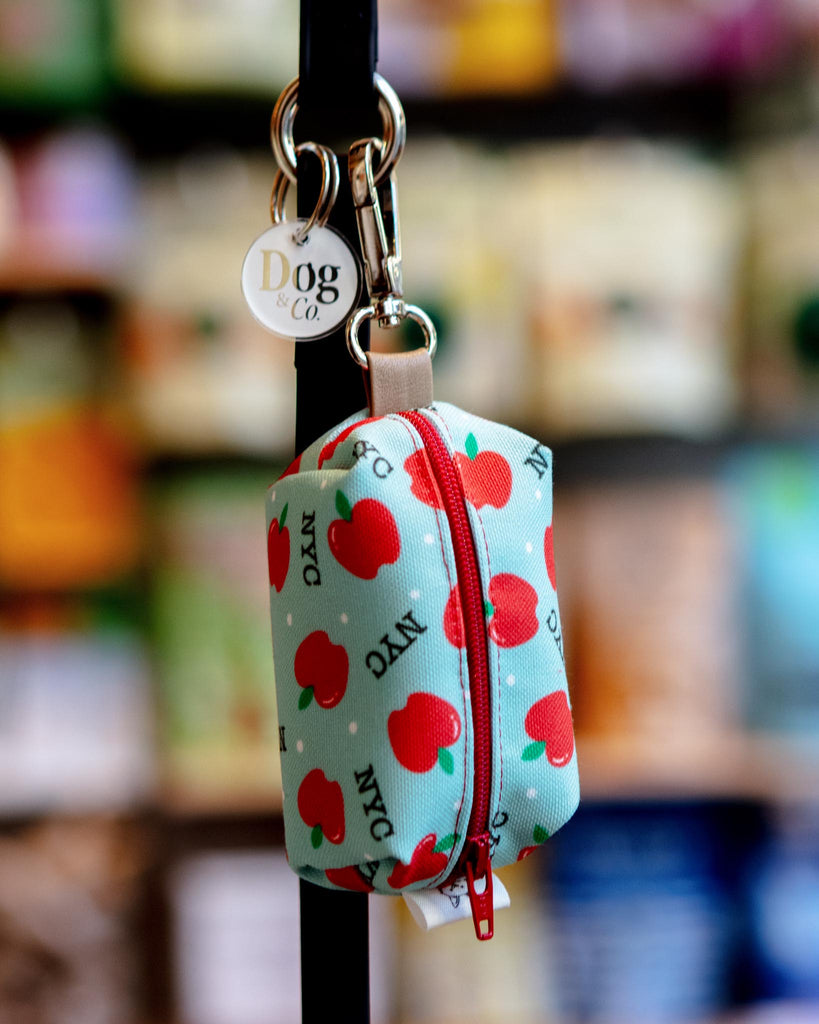 WOOFCESSORIES | Big apple (Liberty Green) NYC themed Poop bag holder ...