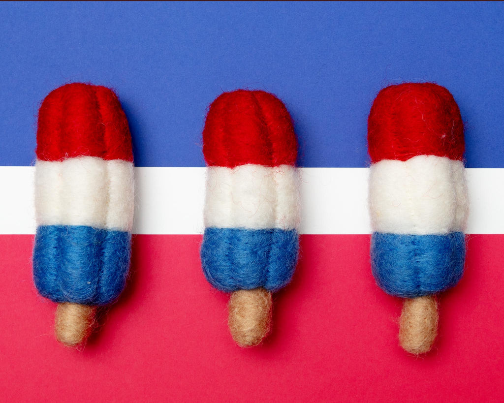 Rocket Pop 4th of July Summer Wool Cat Toy Play THE FOGGY DOG   