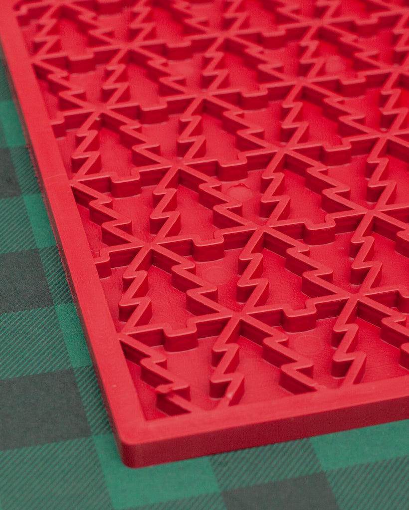 Pine Tree Pet Lick Mat (Made in the USA) Eat SODA PUP