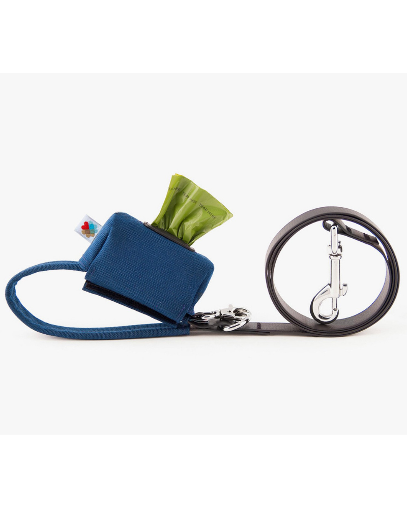 Funston Dog Leash in Navy WALK WILDEBEEST   