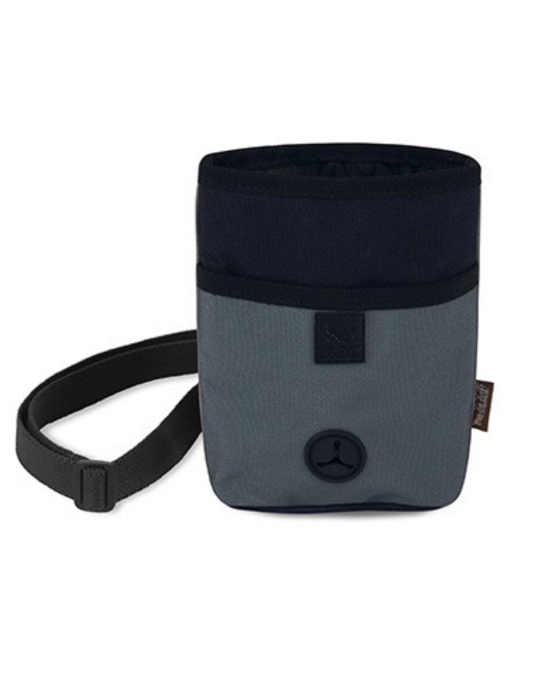 Deluxe Treat & Training Pouch in Basic Black (FINAL SALE) WALK P.L.A.Y.   