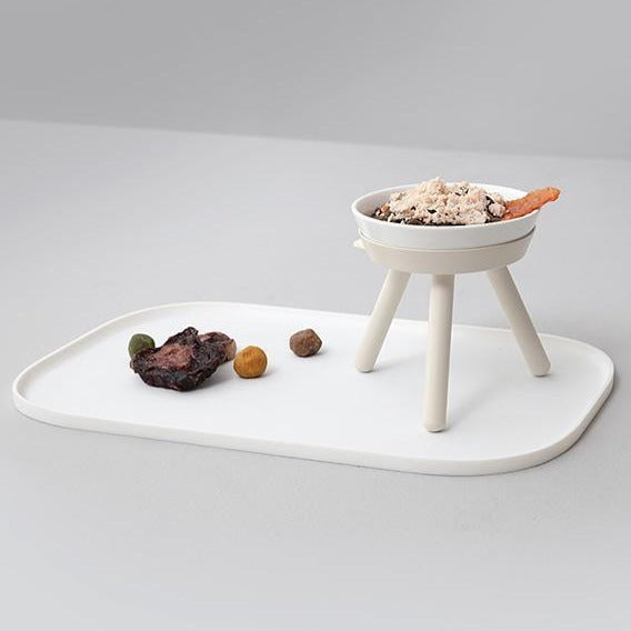 Oreo Silicone Feeding Mat in White Eat INHERENT   