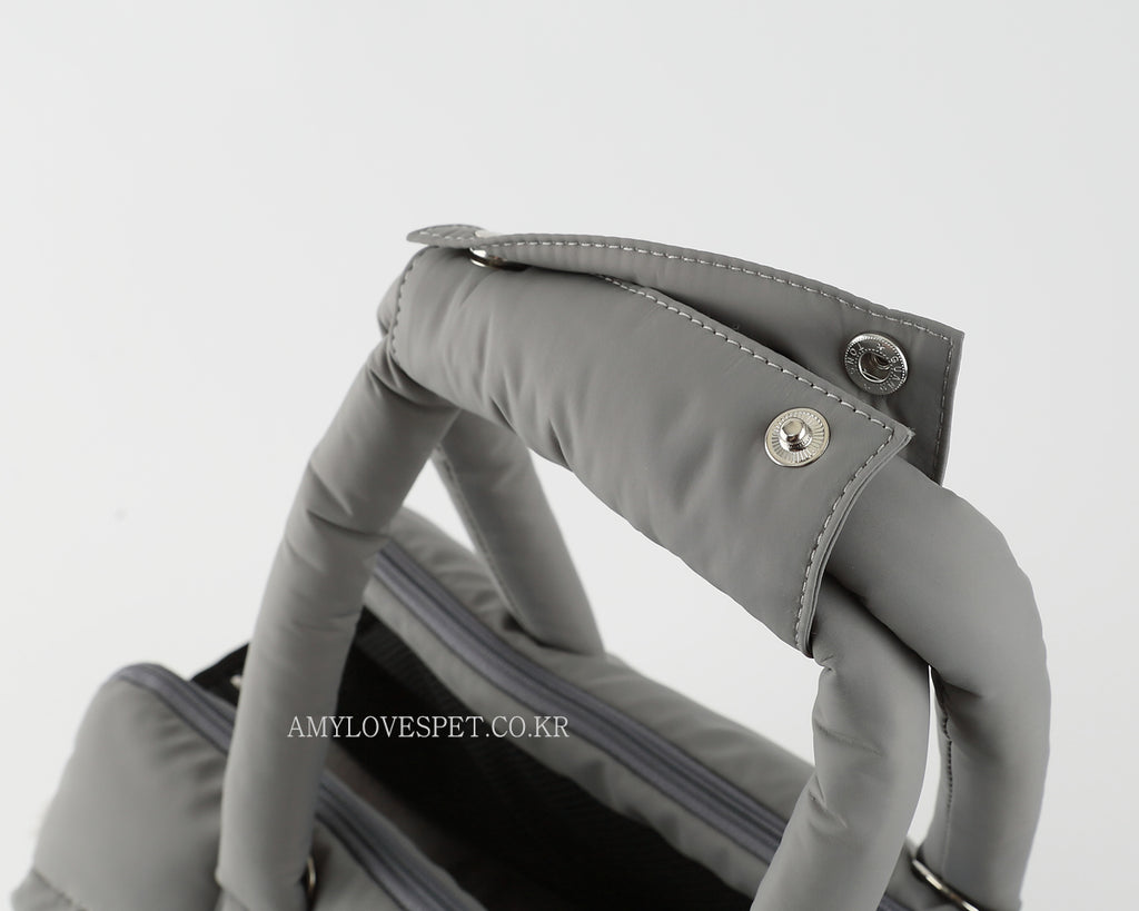 AMY LOVES PET | Rene Padded Shoulder Bag in Black Carry AMY LOVES PET   
