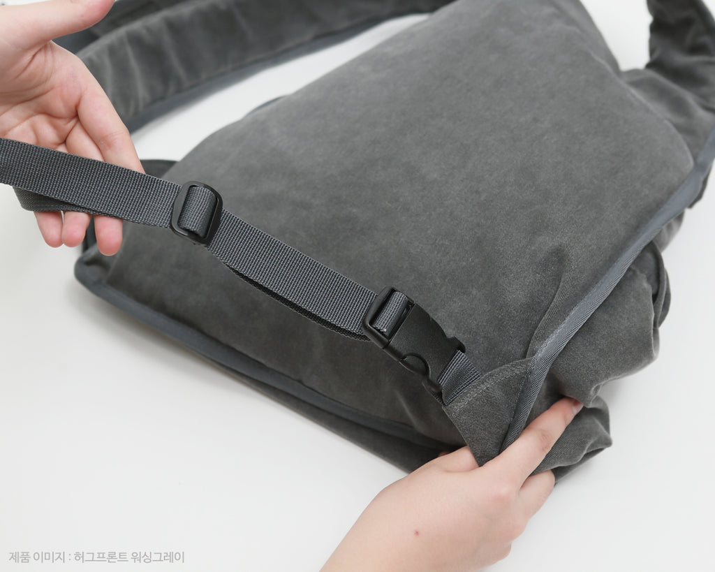ALP | Hug Front Bag in Black Carry AMY LOVES PET   