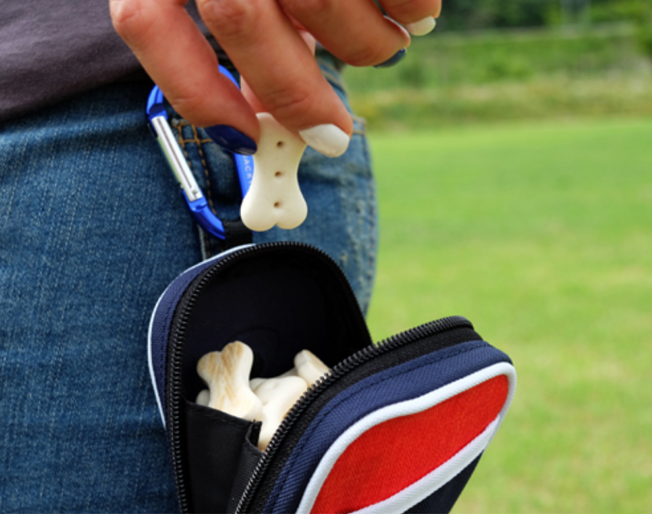 CHARLIE'S BACKYARD | Multi Use Pouch in Navy Add-Ons CHARLIE'S BACKYARD   