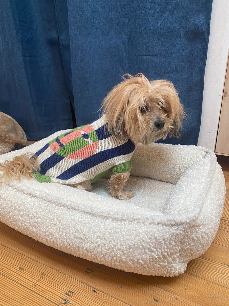 Urban Lounger in Ivory Sheepskin (Direct-Ship) DROP-SHIP BOWSER'S PET PRODUCTS   