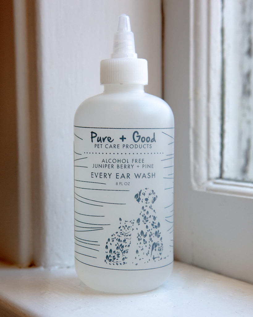 Alcohol-Free Ear Wash in Juniper Berry & Pine clean PURE + GOOD   