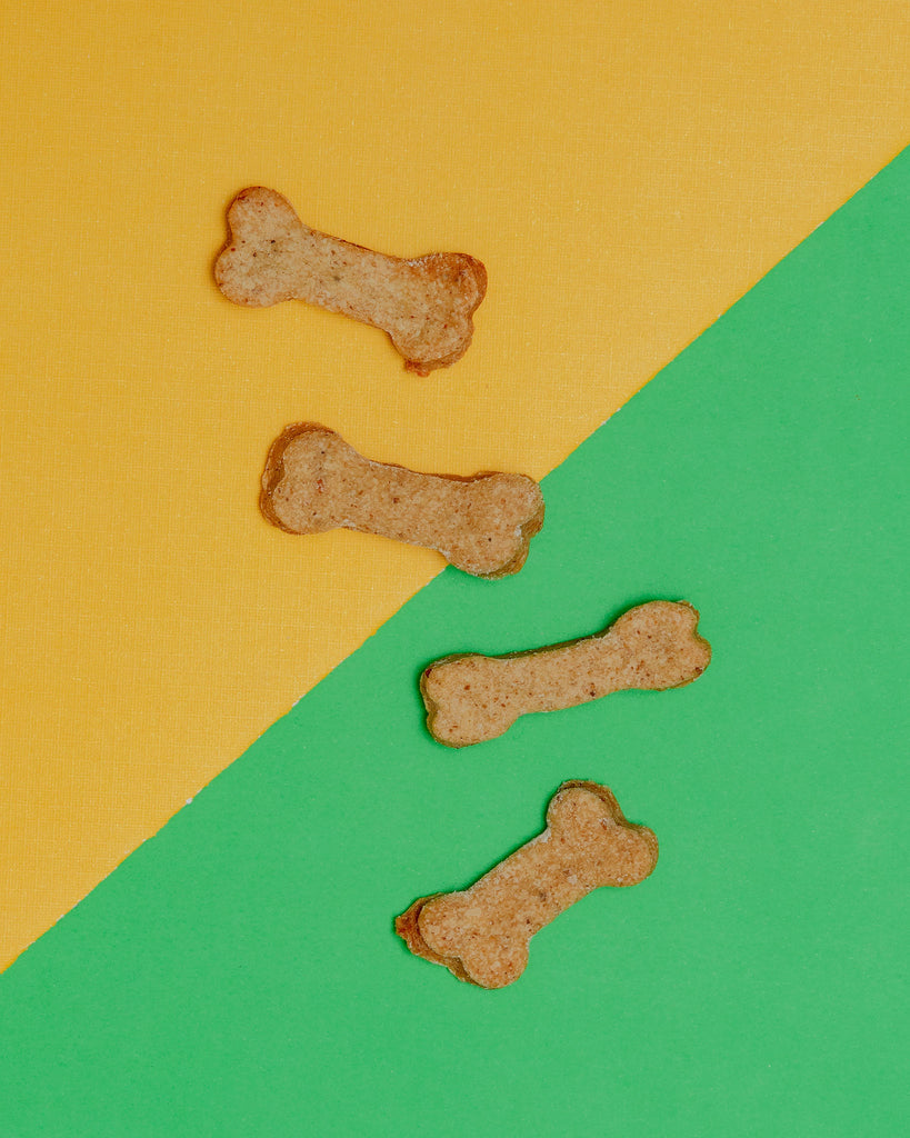 Lamb Biscuit Treats for Dogs Eat HAMPTONS HOUND   