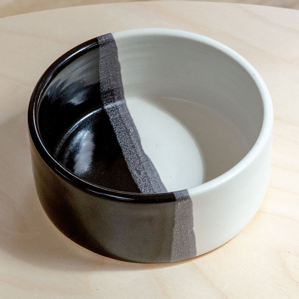 Otto Pet Bowl in Noir & Blanc (Made in the USA) (FINAL SALE) HOME STYLE UNION HOME   