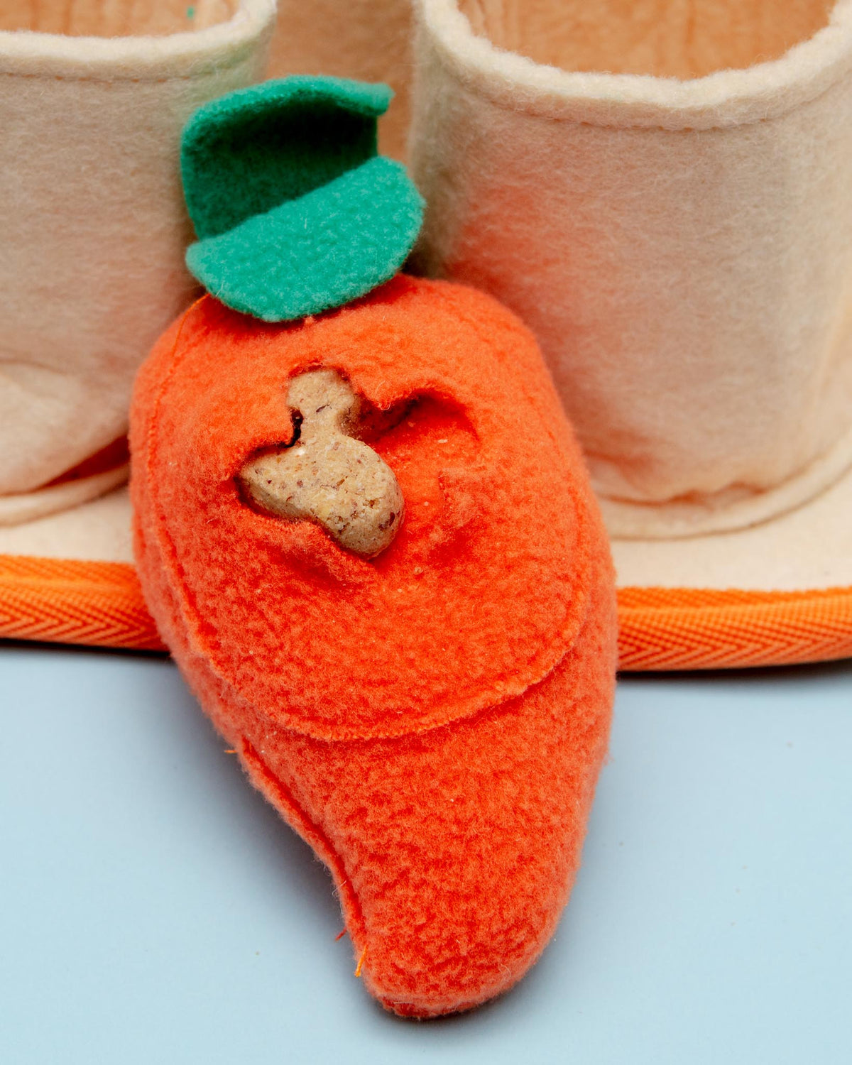 INJOYA | Carrot Patch Snuffle Mat | DOG & CO.