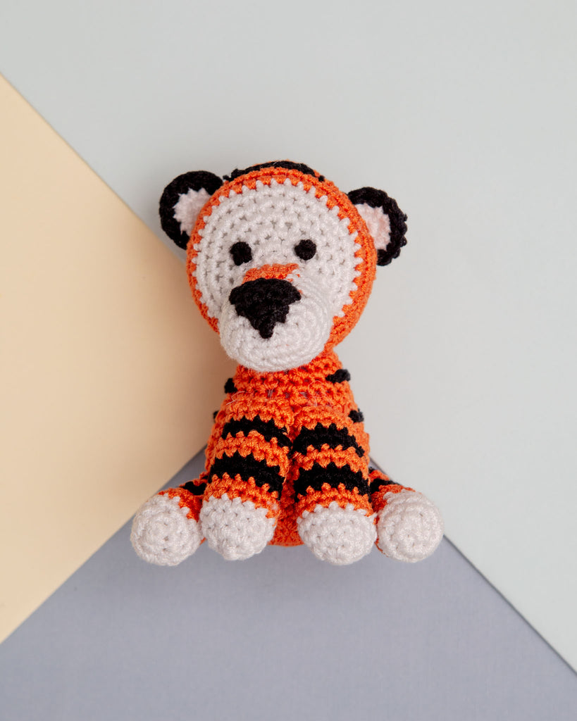 Tiny Tiger Squeaky Knit Dog Toy Play DOGO   