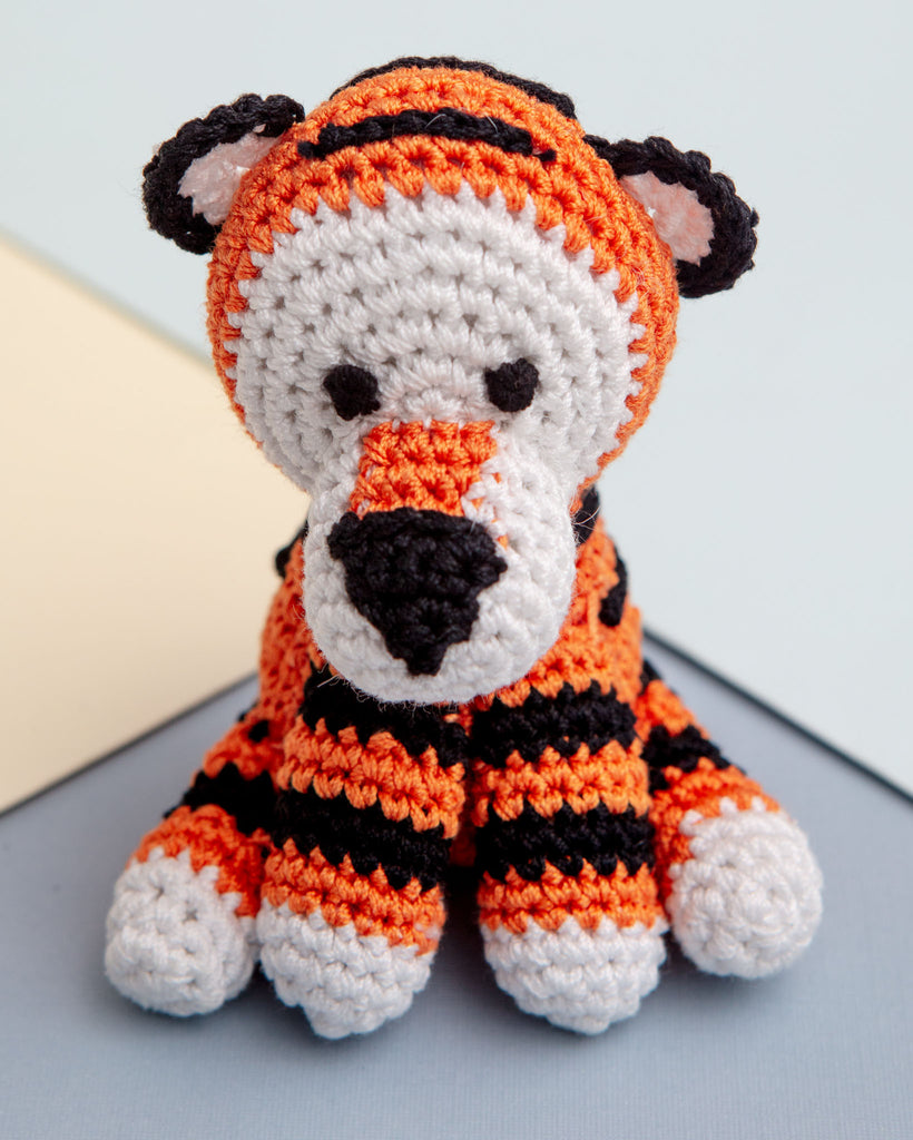 Tiny Tiger Squeaky Knit Dog Toy Play DOGO   