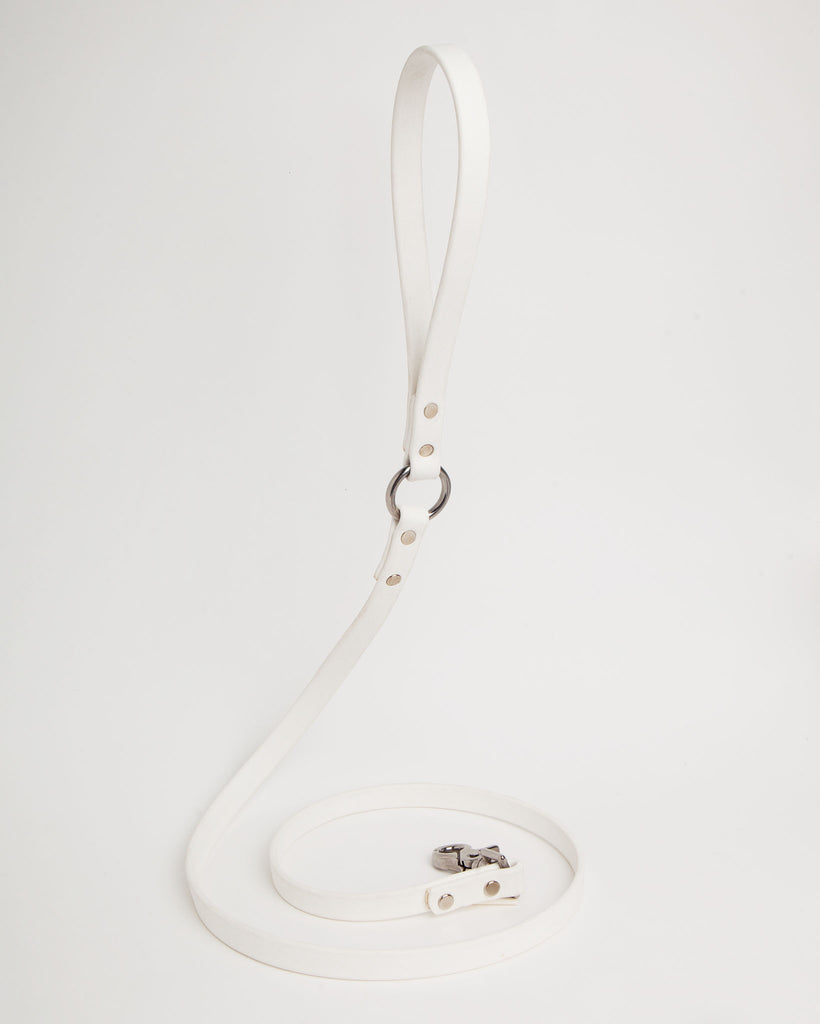 City Leash in Bright White WALK DOG & CO. COLLECTION   
