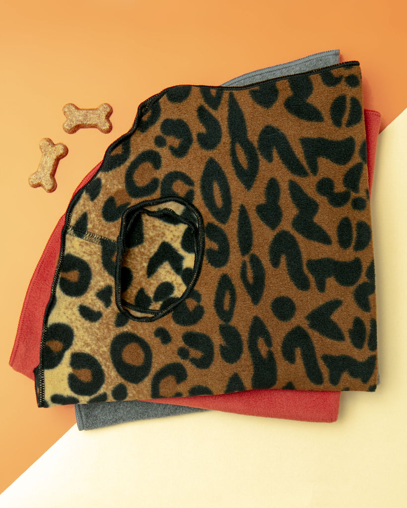 Stretch Fleece Pullover in Leopard Print Wear GOLD PAW   