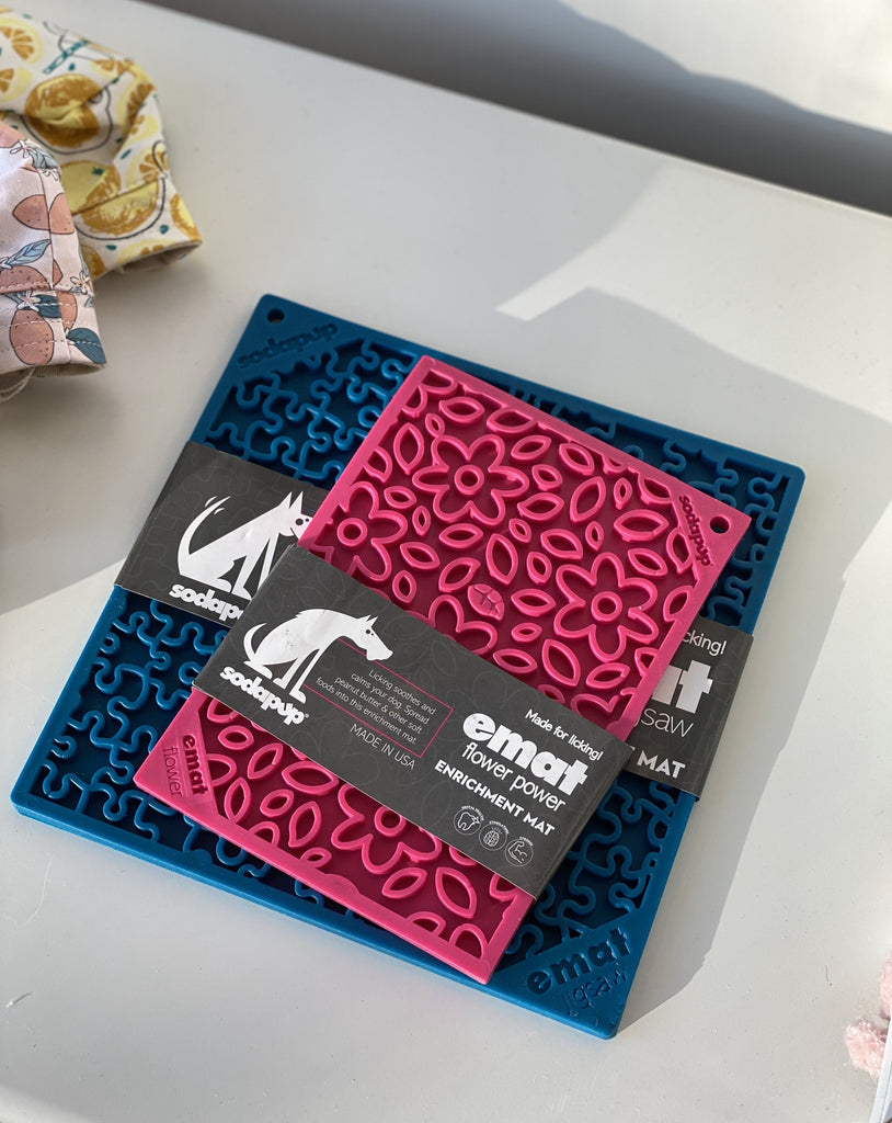 DOG Lick Mat – DOG by Dr Lisa