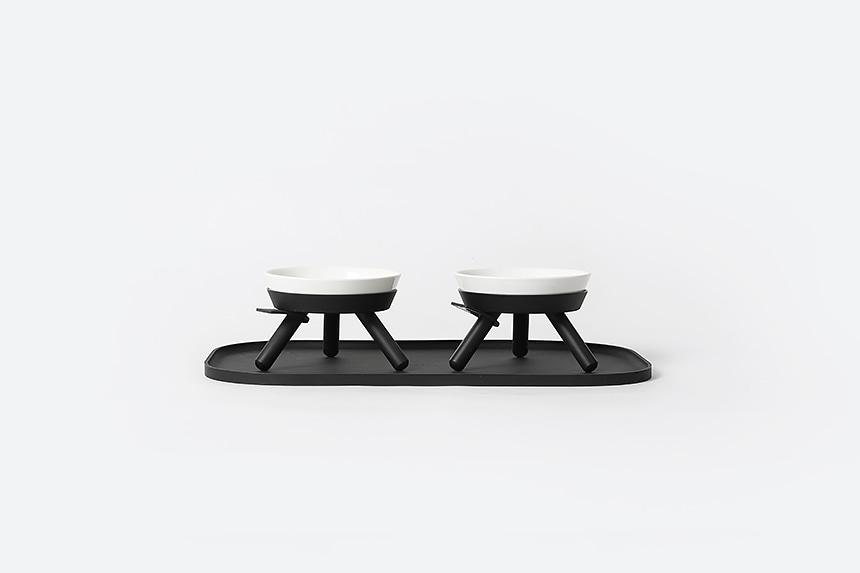 Elevated Ceramic Dog Bowl W/ Stand in Black (Short) Eat PETS SO GOOD   