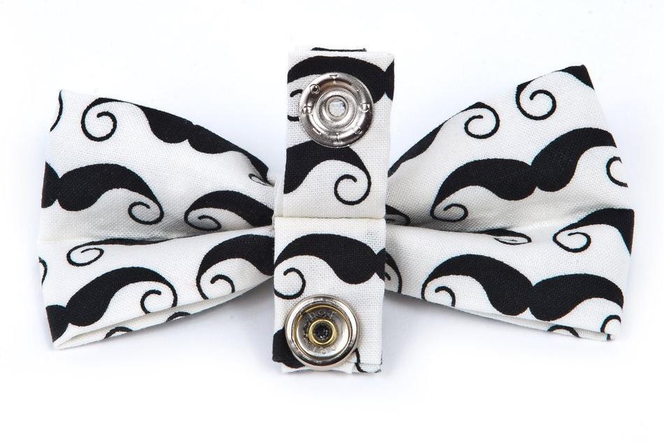TRISH HAMPTON | Big Green Dots Bow Tie Accessories TRISH HAMPTON   
